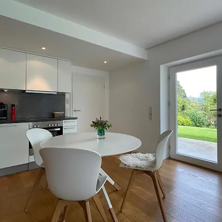 Apartment Peterberg *